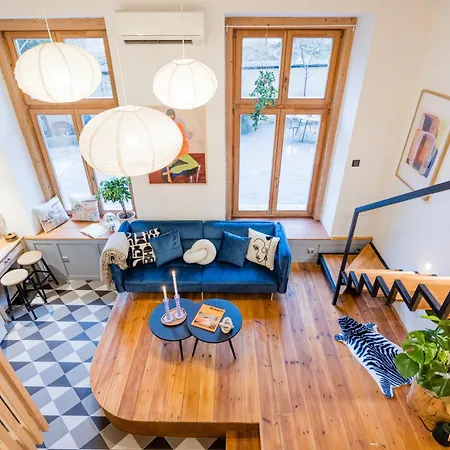 Spacious Wellness Retreat By Dohany Synagogue